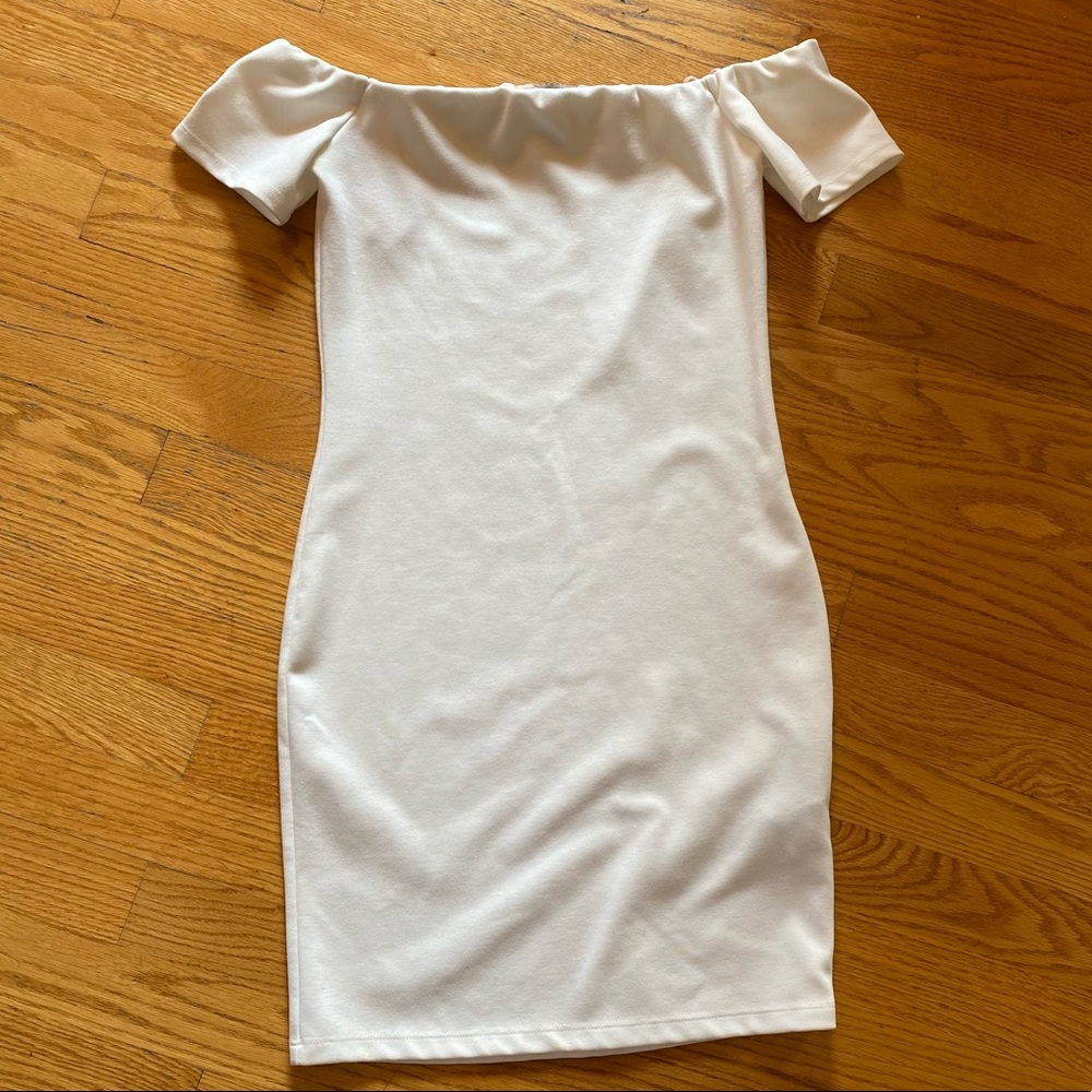 Forever 21 bodycon white dress